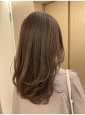 ミディアム レイヤーカット 顔周りレイヤー 透明感 20代30代40代
