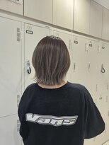 アッシュ 二俣川南口店(Ash) ◆バレイヤージュ風/ブリーチぼかし/レイヤーボブ