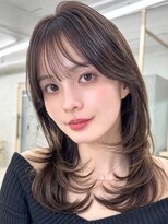 アッシュ 新杉田店(Ash)&nbsp;新杉田顔周りレイヤーカットダブルカラー白髪ぼかしハイライト