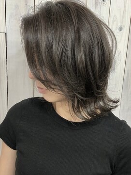 ローウェル(Rowel) グレーアッシュ×ウルフレイヤー