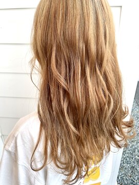 アプシー 三木店(Apsee) ロング×ブロンド