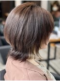 ショートカットくびれショート前下がりボブベージュカラー