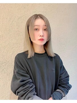 ルル 表参道(lulu.) 【高橋弥生】姫カット ハイトーンベージュ