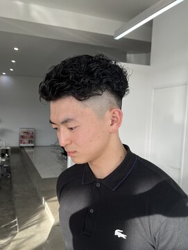 ノートエートル 西金沢(Nought etre) メンズパーマ10代20代30代極道パーマスペインカールパーマ