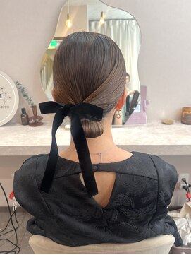 ミラ(Mila) 大人タイトアップ＊ベロアリボン