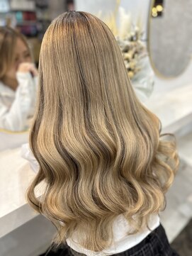 ラビス(Lovis) アンブレラカラー/こなれミディ/イメチェンヘアスタイル