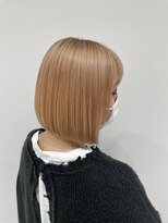 ネイロ 日本橋(NeiRo)&nbsp;小顔ショートボブハイライトカラー大人ショートカット白髪ぼかし