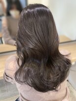 エヌアイ オモテサンドウ(ni omotesando)&nbsp;☆透明感ダークグレージュカラー くびれヘア 学割U24☆