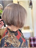【白髪を活かす】魅せるグレイヘアカラー&カット&トリートメント
