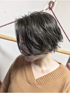ラックスビーギャラリー なんば駅前店(LUXBE GALLERY) ＊津村＊style by LUXBE＊外ハネショートボブ