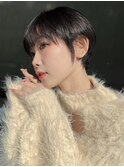 前下がりショート前髪長めハンサムショート黒髪ショート前髪あり