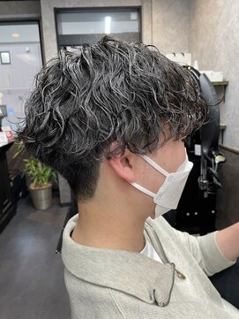 レベル 葛西店(LEVEL) 波巻きスパイラル 波巻きパーマ センターパート 葛西 メンズ