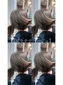 プラチナベージュ