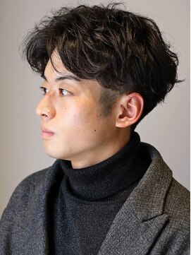 ポルテオム(PORTE HOMME) フェザーパーマセンターパートツーブロックミディアム