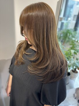 レヴリー(reverie) 海外レイヤーミルクティーカラーブリーチなしカラー心斎橋30代