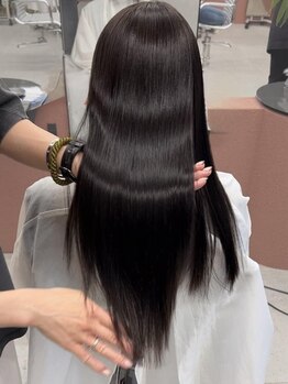 キャラハーフ 池袋東口店(KYARA HALF)の写真/<ダメージ別のトリートメント×髪質改善>内側から発光する美髪へ!豊富なケアでもっちりふんわりの髪[池袋]