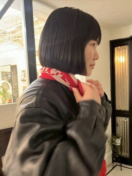 アンプラグド(unplugged) ボブブロンドベージュブリーチなしダブルカラーハイトーン透明感
