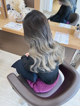 チェレ ブラン 堺東店(Chere brun) バレイヤージュ×ミルクティーベージュ×ロングレイヤー
