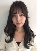 レイヤー グレージュ くびれミディ イルミナ 斜めバング 小顔