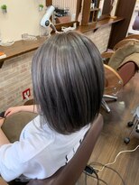 エモーション(Emotion)&nbsp;グレージュヘア