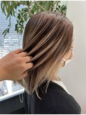 肌なじみくすみグレージュでグラデーション 白髪ぼかし