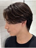 ショートウルフセンターパートニュアンスパーマツーブロック