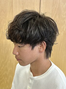 ニアウ 伊勢崎連取店(Niau) 波巻きスパイラルパーマツイストスパイラルパーマシャドウパーマ