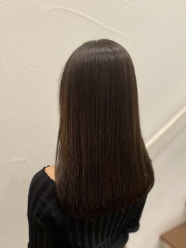 アッシュ 中目黒店(Ash) 赤みの少ないナチュラルブラウンカラー