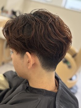 ループ(LOOP)の写真/【熊本/メンズ】メンズ特化バーバーによるメンズトレンドナチュラルパーマ☆理想のスタイルをご提案！