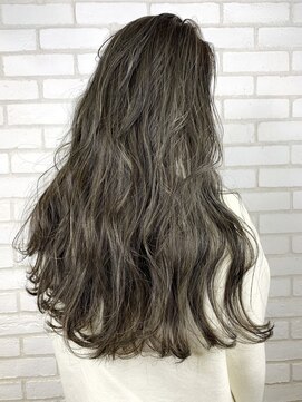 ディーバ 横浜(D.I.E.V.A) 20代30代40代50代大人可愛いロングレイヤー艶髪オリーブベージュ