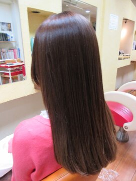 ヨシユキコンディショニング ダメージレスな縮毛矯正「強いくせ毛～ダメージ毛まで対応」97