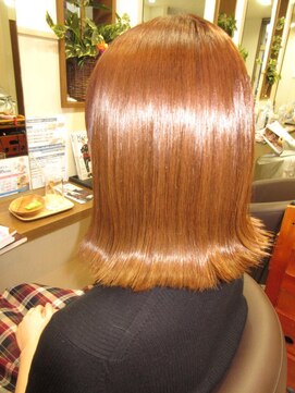 コアフィールフィス(COIFFURE fils) イメチェン！切りっぱなしボブ