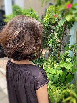 ダマーニ 表参道(DAMANI) 伸ばしかけの髪は毛先パーマをかけておしゃれに快適に。