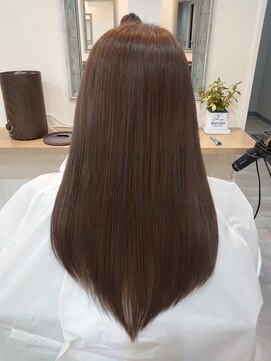 ネリネ きてみてまつど通り店(Nerine) 冬のカラー提案