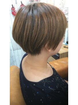 チッカルーチェ(Chicka luce) ショート