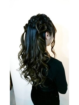 リエラ 新宿(RIERA) ハートハーフツイン