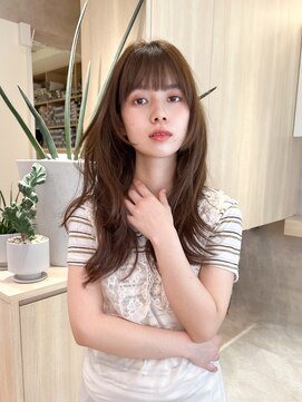 メゾンドイギー(MAISON de IGGY) フェイスレイヤーぱっつん前髪無造作韓国レイヤー姫カット