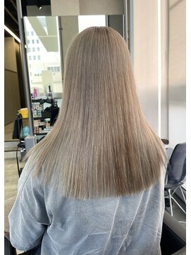 シエンゴールド(CIEN gold) ミルクティーベージュ/ブリーチ/ハイトーン#浜松駅#カラー