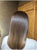 素髪が変わる！艶と潤いの髪質革命