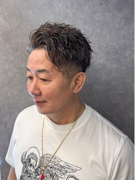 メンズサロン キング 高槻店(Men’s salon K!ng) 波巻きツイストスパイラルパーマ/フェザーパーマ/眉毛/メンズ