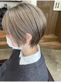ショートヘア