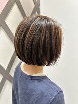 エシェル 平塚店(echelle)&nbsp;立体感があるハイライトボブ