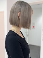 アール 横浜(R)&nbsp;【MOMO】ブリーチ2回でできるホワイトベージュ/ハイトーンボブ