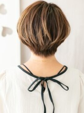 カバーヘア ブリス 上尾西口店(COVER HAIR bliss) アップバングハイライトかきあげひし形ベリーショート20代30代X