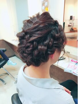 ビグディーサロン(BIGOUDI salon koshien) 【ISAACBLANCO】編み込み アレンジ