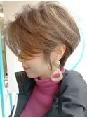 担当 照井  フェザーショート×ミルクティーグレージュ