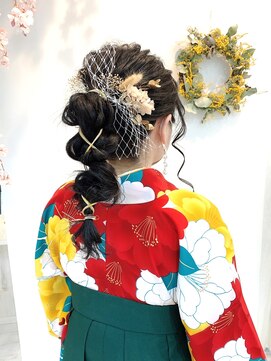 レア(Le'a) ポニーテール紐アレンジ