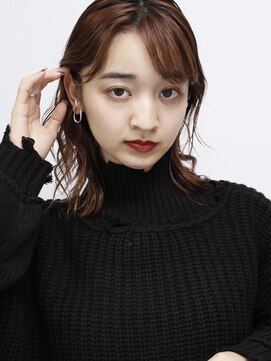 イル(ill) ナチュラルカラー ナチュラルスタイリング コテ巻き 大須