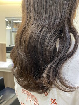 エイト 博多店(EIGHT hakata) ココアブラウン