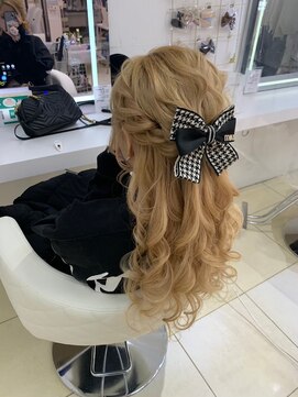 ジューシーティーティー(JUICY tt) ハーフアップ